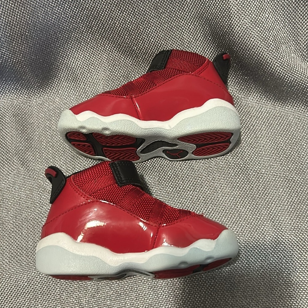Jordan Red size 5c - Picture 4 of 6